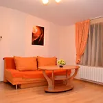 за гости тони и крис Vendégház 3*