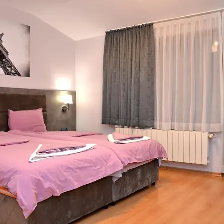 за гости тони и крис