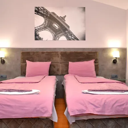 за гости тони и крис