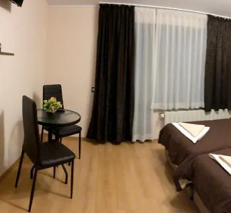 за гости тони и крис Gasthuis