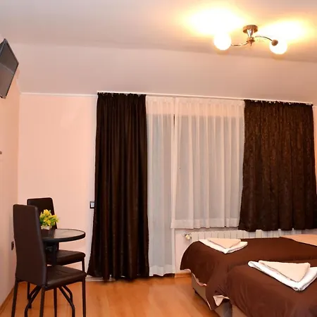 за гости тони и крис Gasthuis Devin