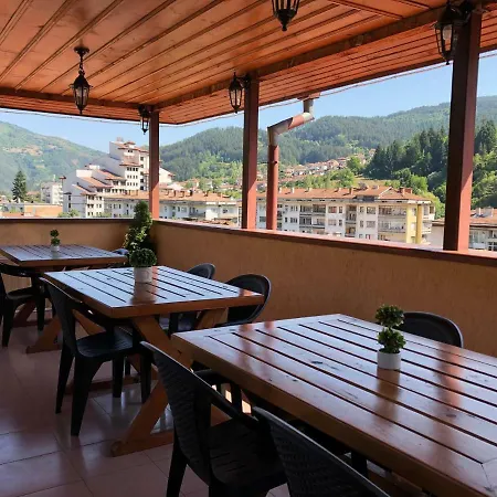 за гости тони и крис 3* Devin