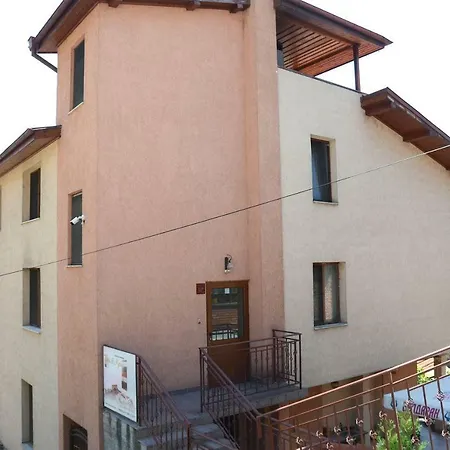 за гости тони и крис Gasthuis