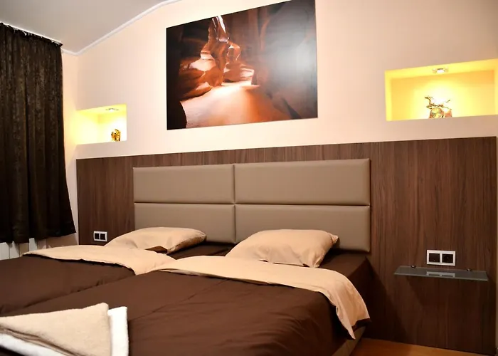 за гости тони и крис בית הארחה דבין