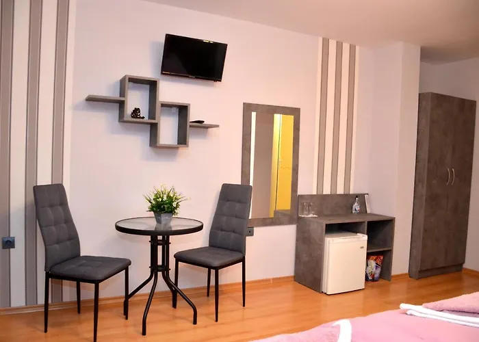 за гости тони и крис